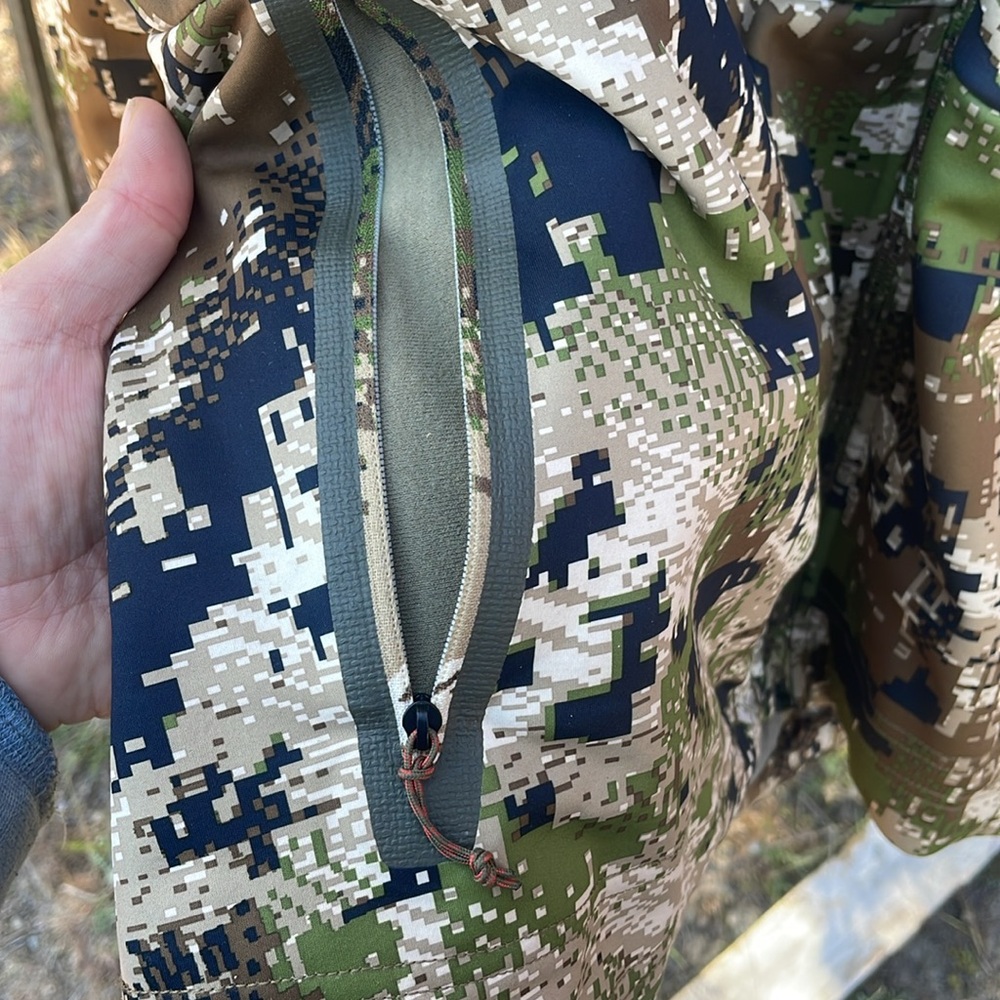 SITKA Windstopper Digital Camo Hunting Jacket 2XL - Picture 3 of 8